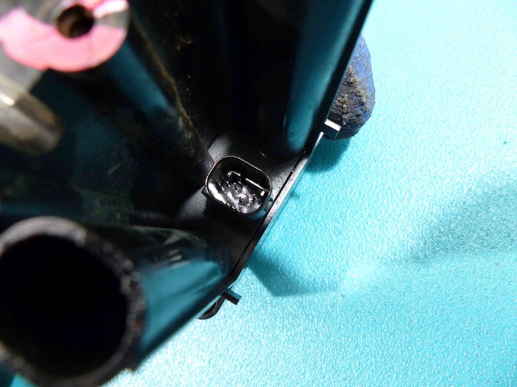 фото №4, Датчик ассистент переключения поперечина движения citroen c5 ii