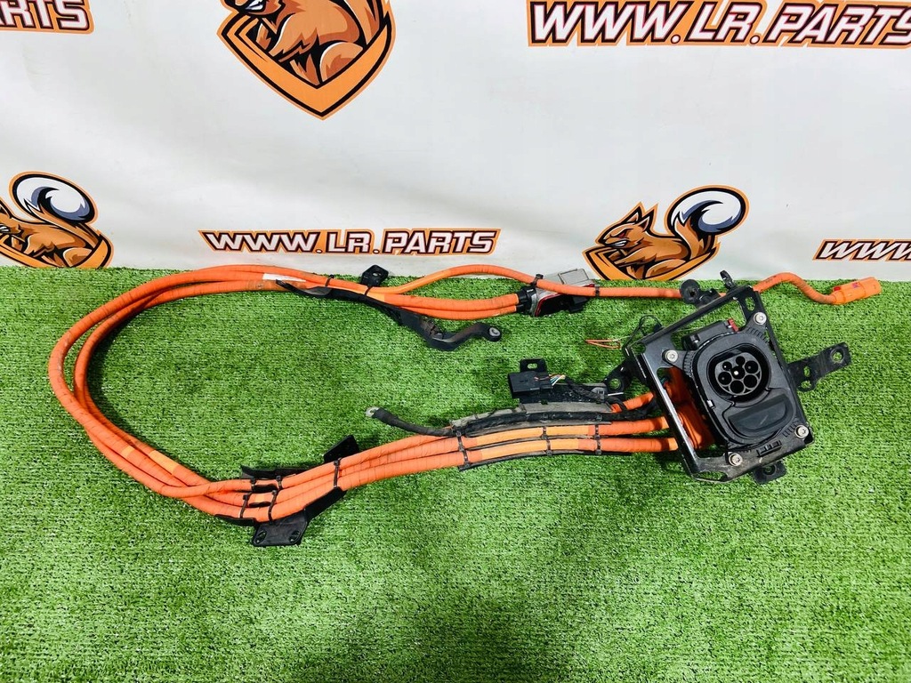 фото №14, Двойной разъём зарядки jaguar i-pace x590 j9d3-10c756-hc