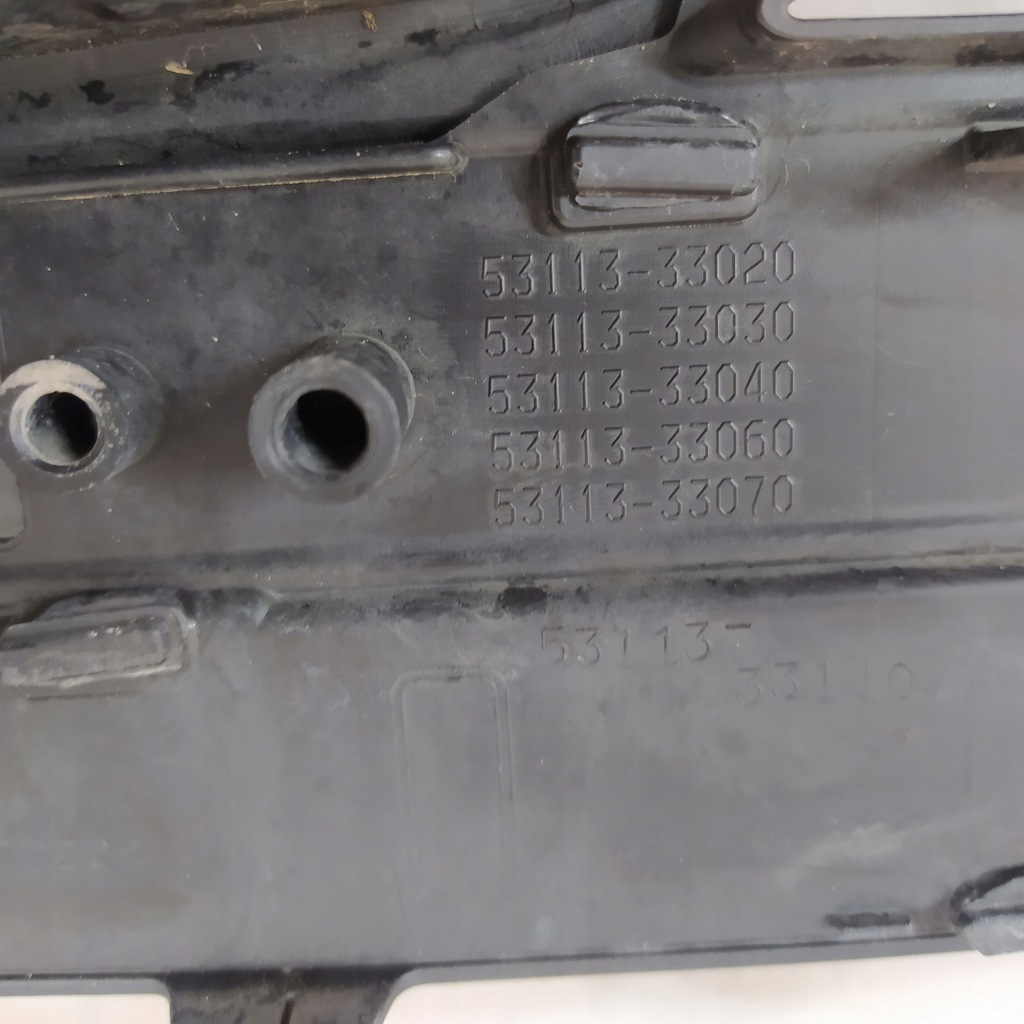 фото №13, Toyota camry viii решётка бампера перед передняя 53113-33020