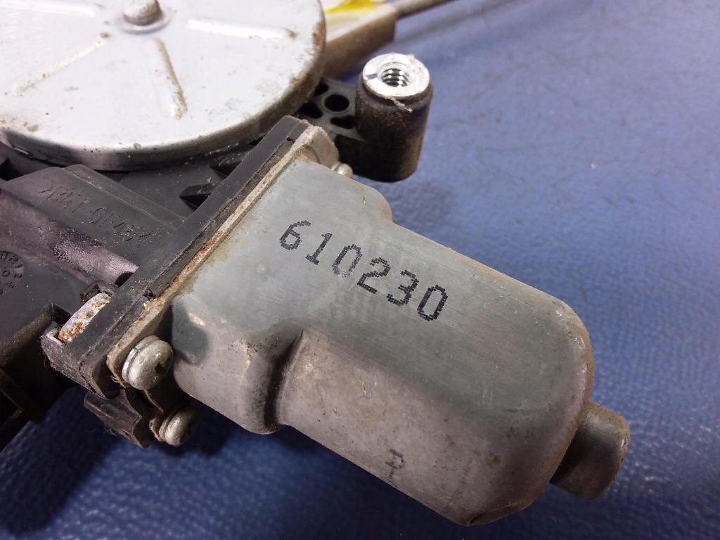 фото №3, Honda fr-v подъемник стекло задняя левый