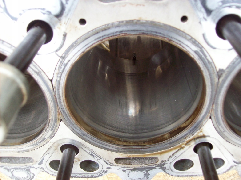 фото №16, Alfa romeo giulia quadrifoglio 2.9 блок двигателя