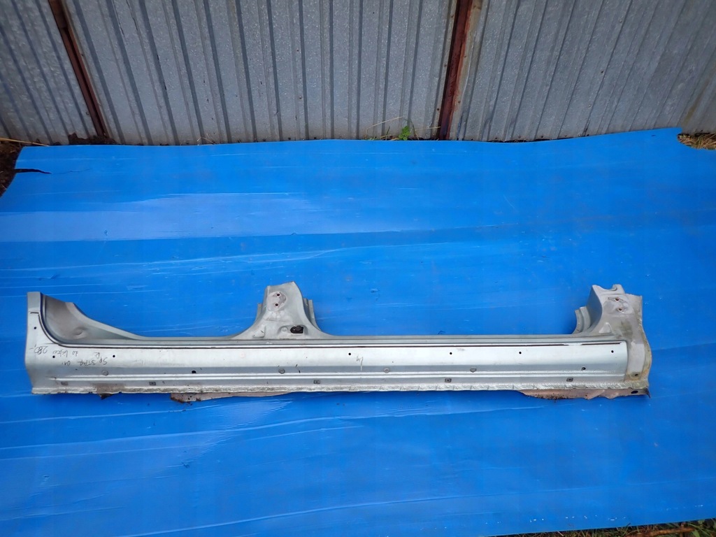 фото №9, Mitsubishi space star 98-05 порог правый