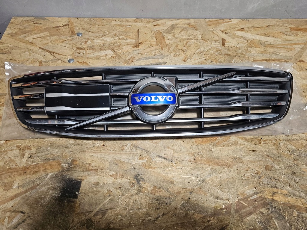 фото №1, Volvo v70 s80 lift решётка радиатора решётка радиатора бампера pod радар