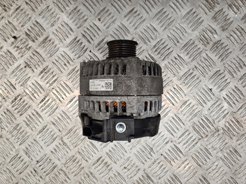 фото №1, Bmw x1 f48 генератор 7640131