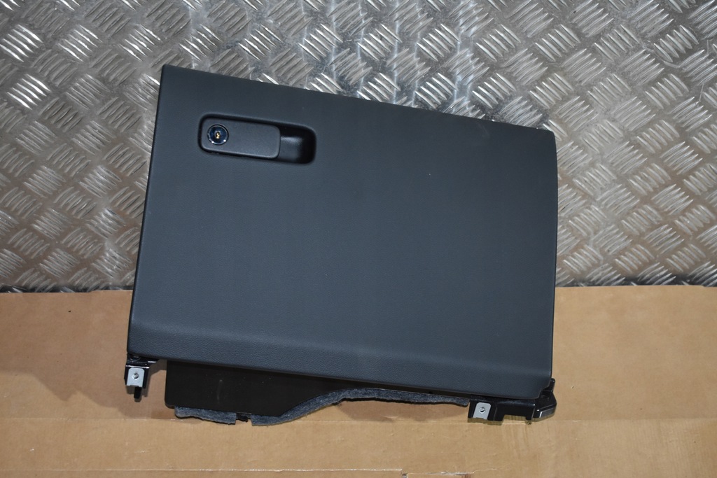 фото №1, Бардачок пассажира mercedes w214 1