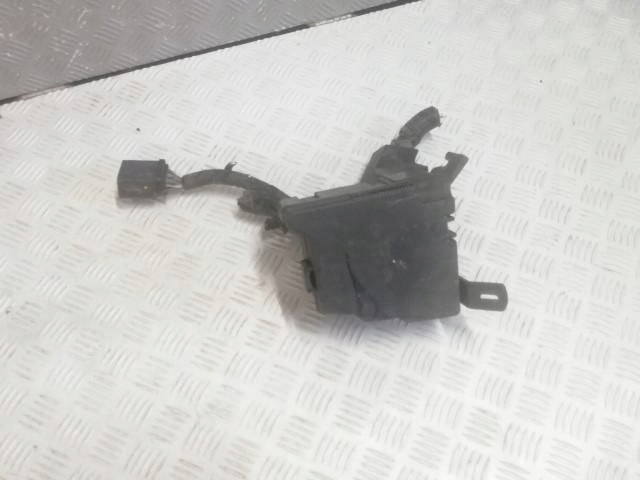 фото №1, Ford fiesta mk7 1,25 корпус коробка запобіжників