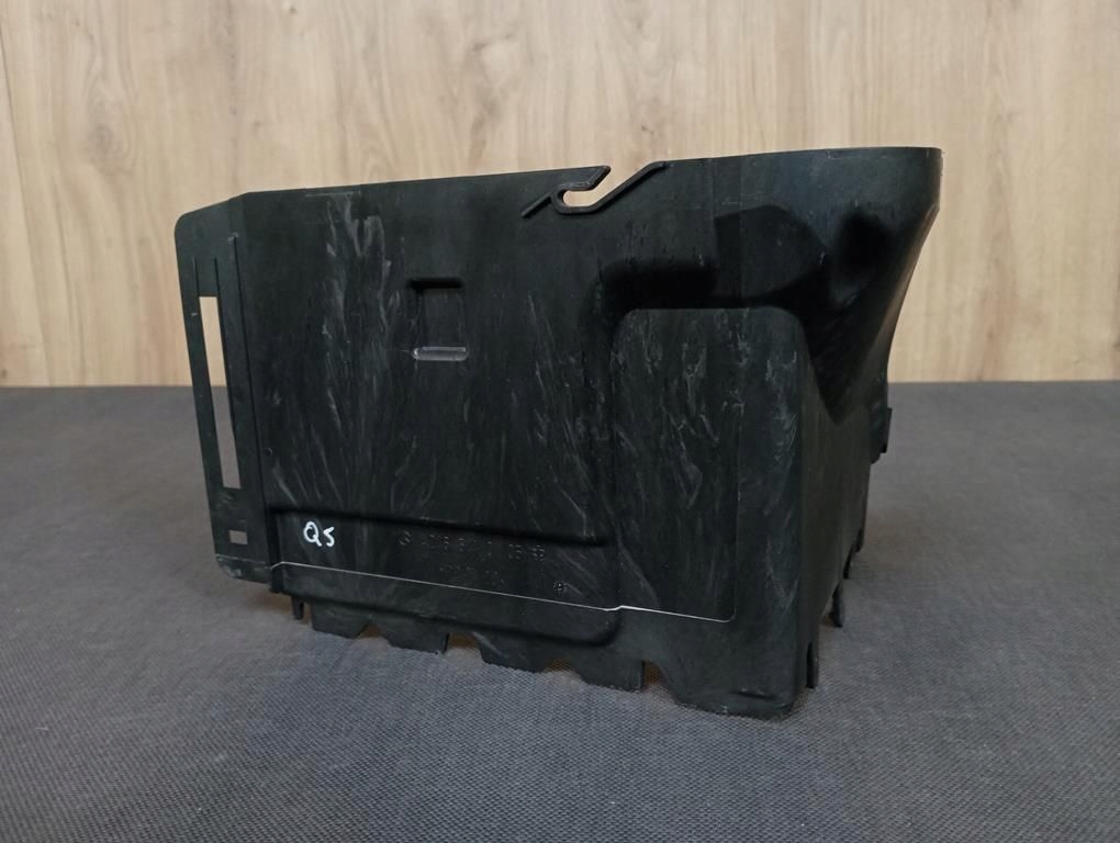 Купити Mercedes a-klasa w176 корпус накладка акумулятор a2465410105