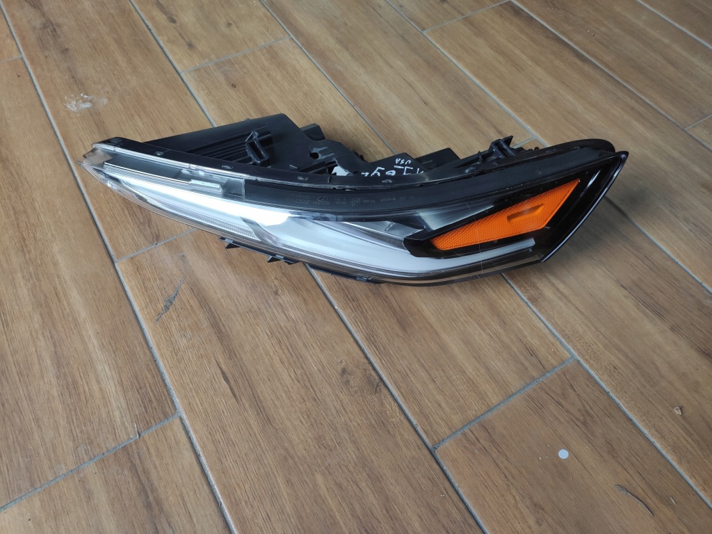 фото №1, Лампа drl led левая santa fe iv usa 207s2000