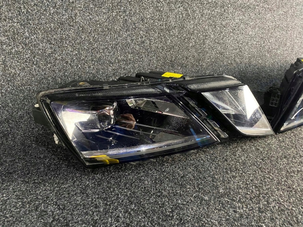 Купити Skoda octavia 3 рестайлінг  фара led права ліва перед