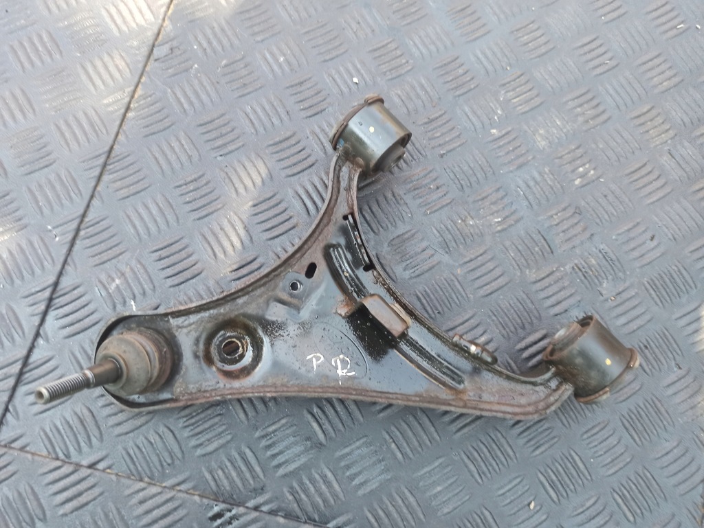 фото №1, Discovery 4 iv 3.o d рычаг перед правый góra