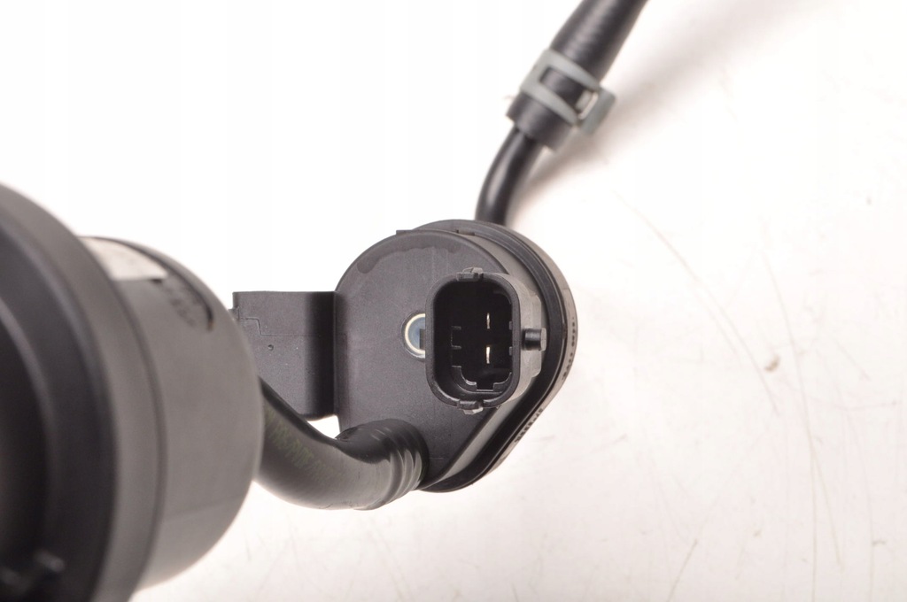 фото №6, Porsche boxster 987 3.4 клапан вакууму 9a111009304