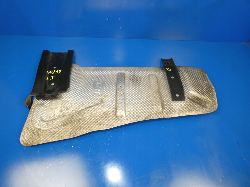 фото №1, Mercedes cls w219 защита тепловая левый задняя выхлоп