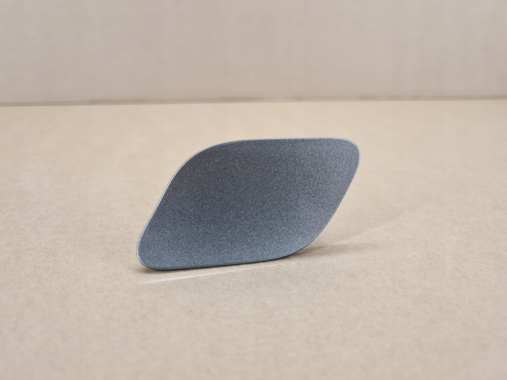 Купить Левая заглушка распылителя бампера xc40 цвет 727