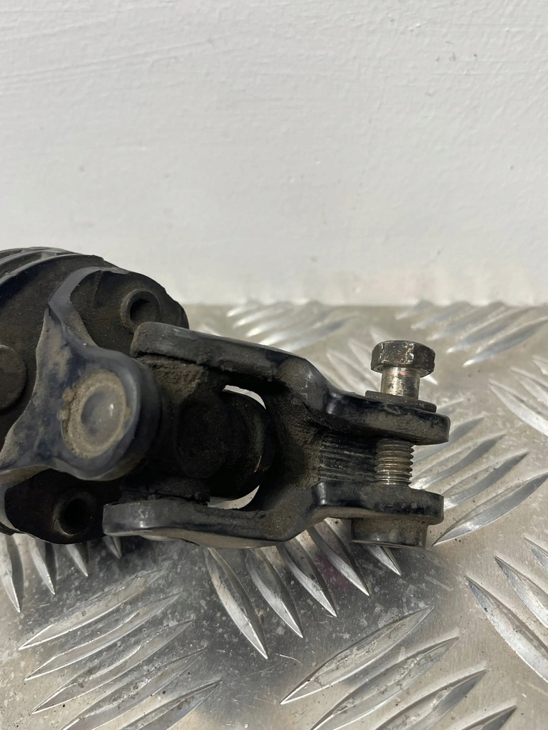 фото №5, Subaru legacy 2004 шарнір вала колонки кермового