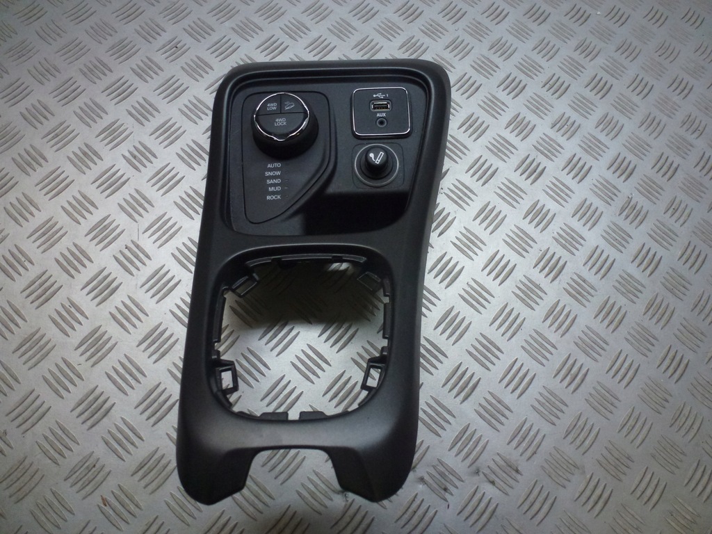 фото №1, Рамка панель управление 4wd aux compass ii 16-