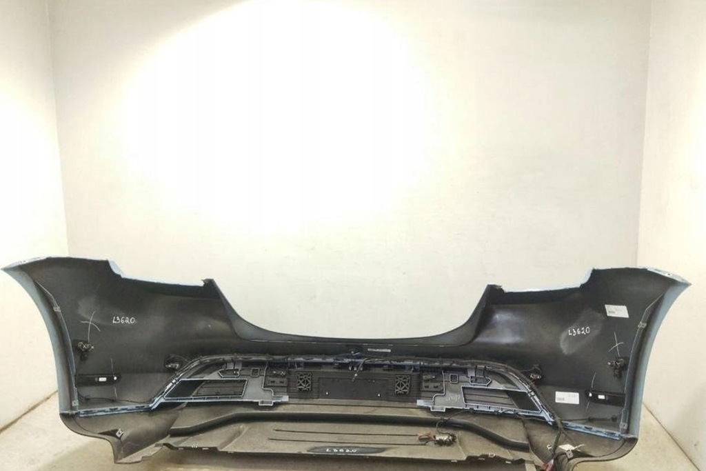 фото №10, Бампер задній porsche taycan 9j1807983f electric 390kw 2022