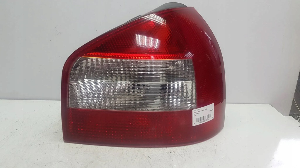 фото №1, Лампа задняя правая audi a3 8l lift 96-