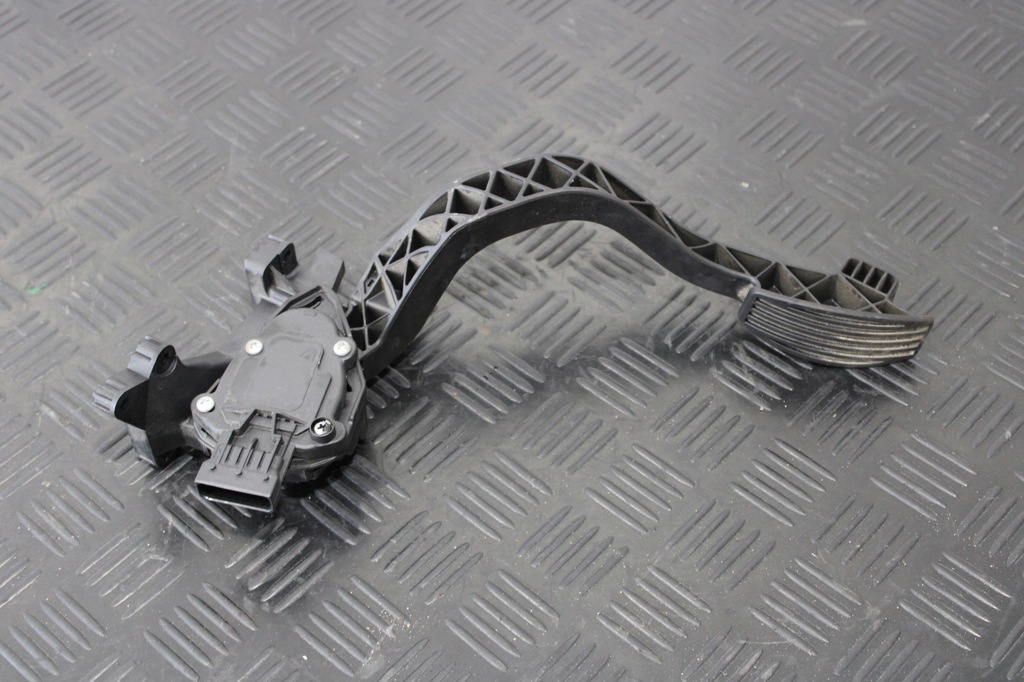 фото №1, Педаль газа giulietta 505212670