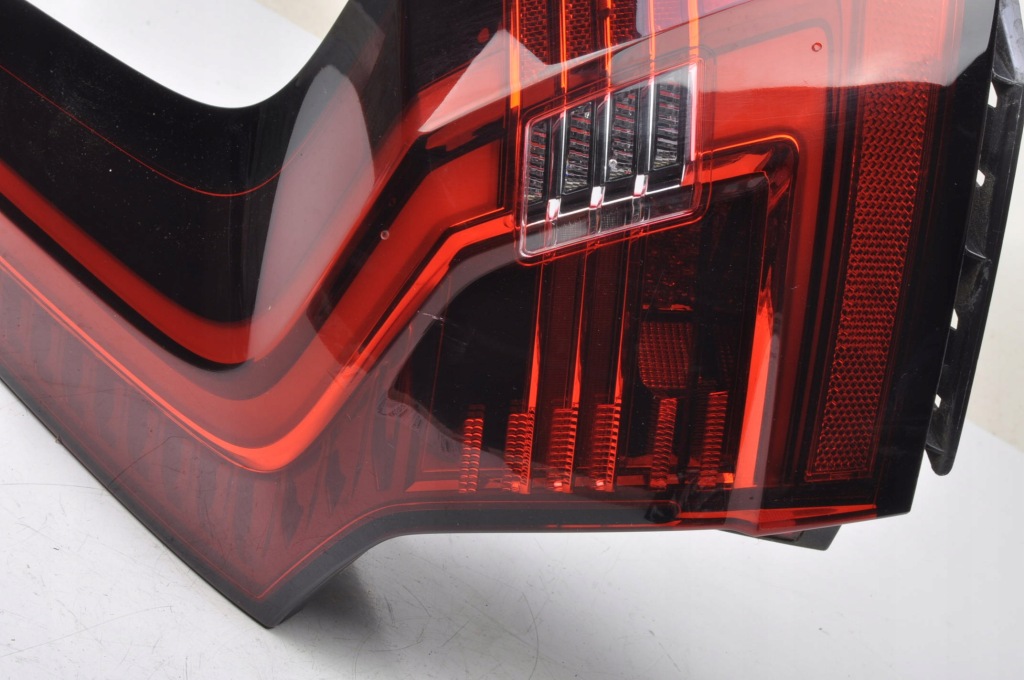 фото №2, Volvo v90 ii лампа правая задняя правый задняя lift