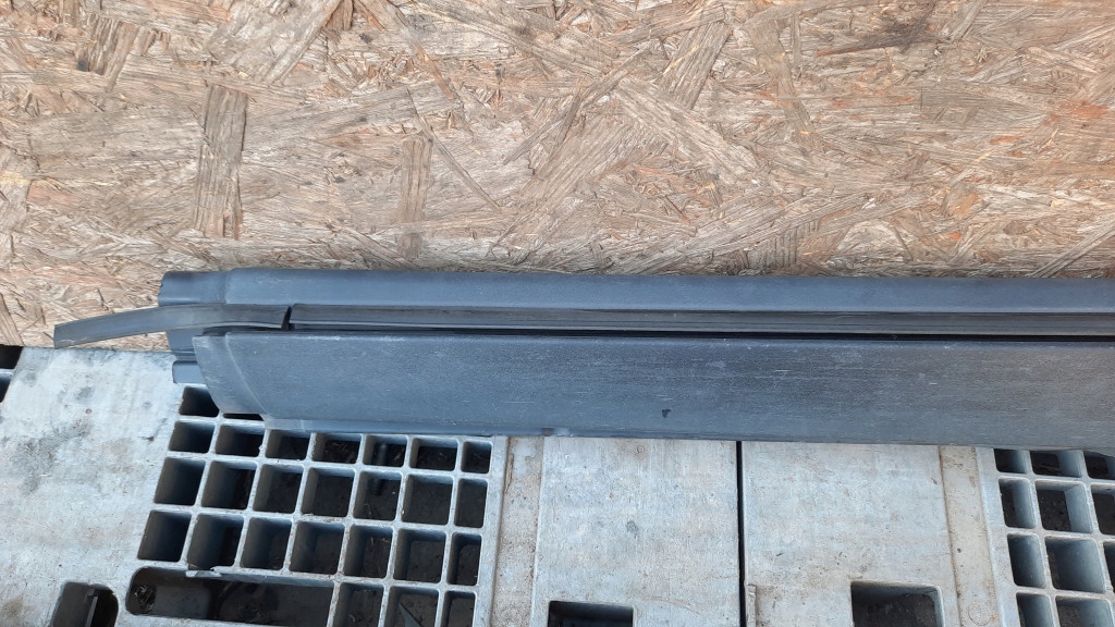 фото №8, Молдинг поріг ліва volvo v70 9178761