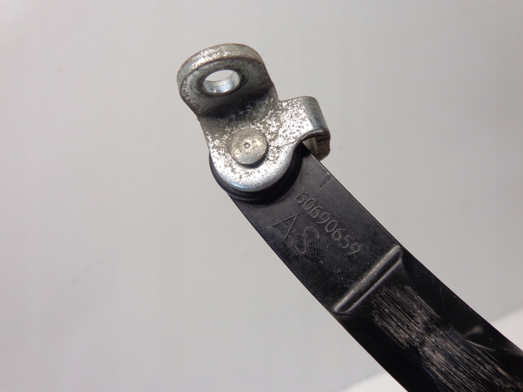 фото №3, Alfa romeo 159 обмежувач двері правий перед 60690659