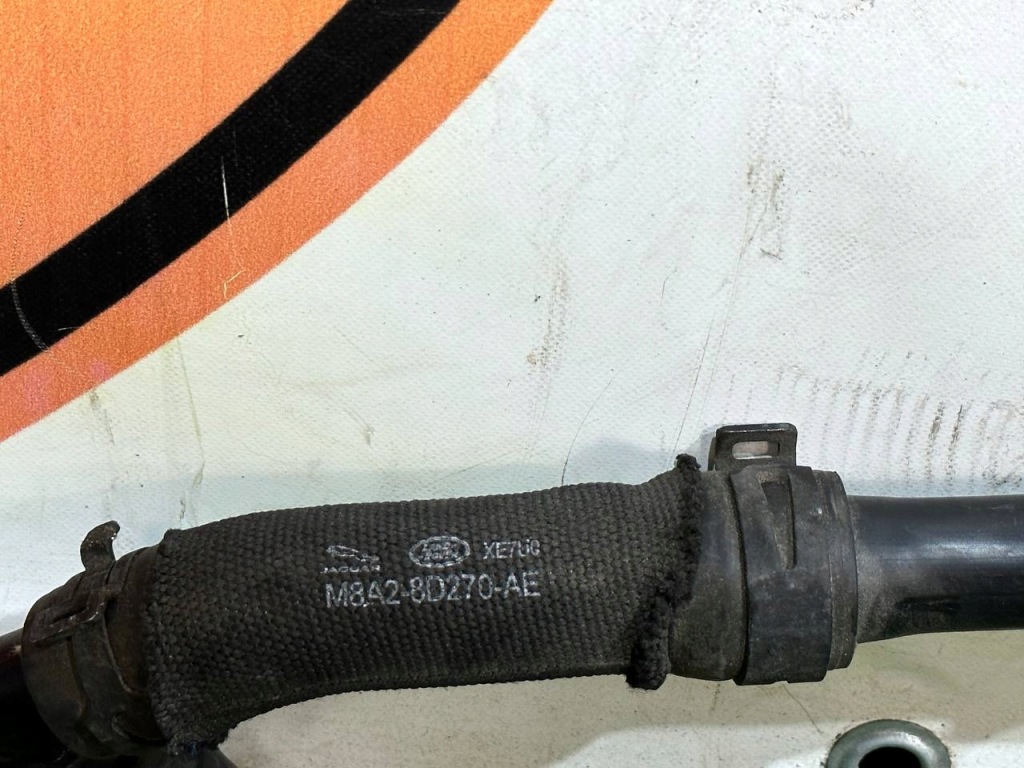 Шланг радіатора акумулятор l560 m8a2-8d270-ae Доставка