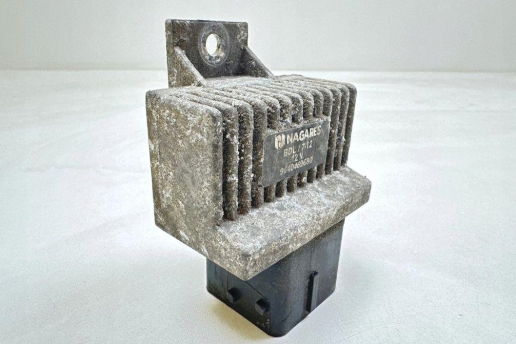 фото №3, Свечи зажигания зажигания renault grand scénic iv r9_ 9640469680 1.9l дизель 2005