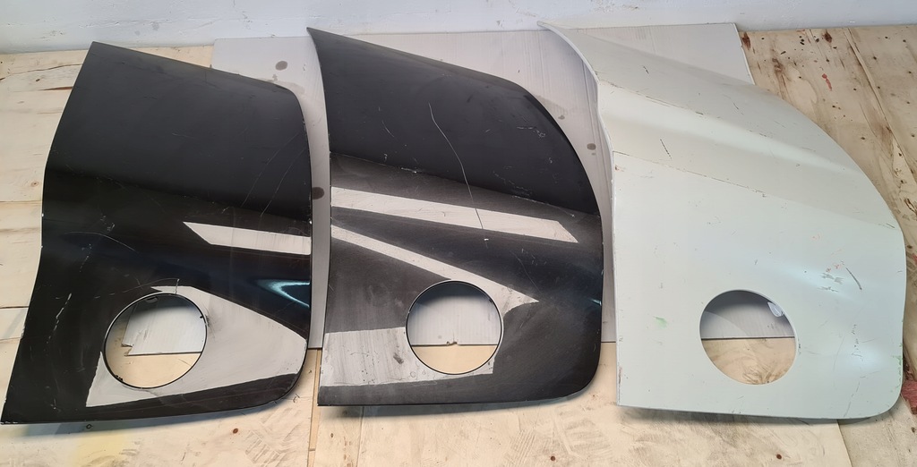 фото №1, Audi r8 накладка захист крила правий 420853338