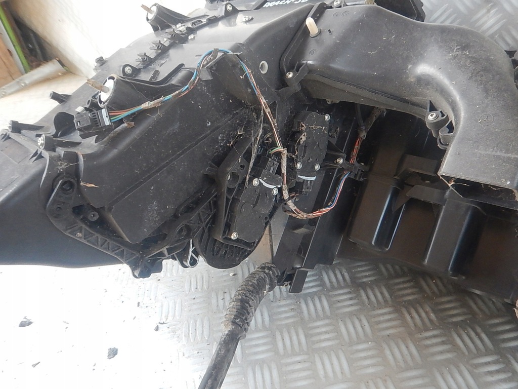 фото №4, Mercedes r klasa w251 обігрівач повітродувка