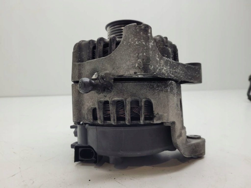 Купить Генератор 221a bmw 7 f01 f02 3.0 d 7807187