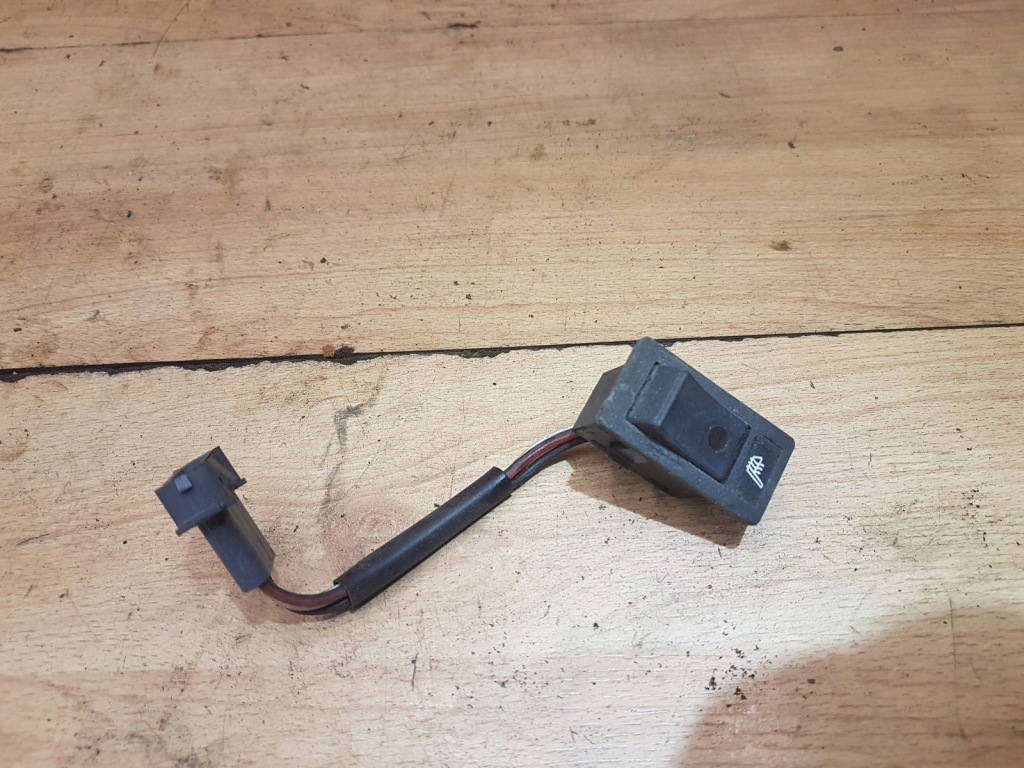 Купити Перемикач обігріву сидіння volvo 740 940