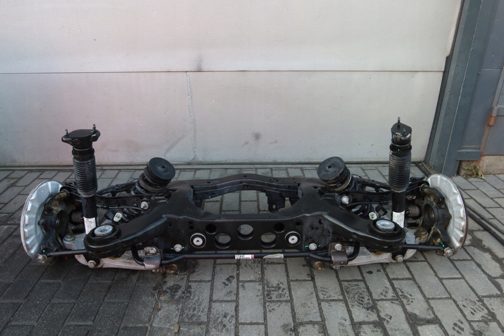 Купити Mercedes ml gl w166 підвіска підрамник задній комплектний