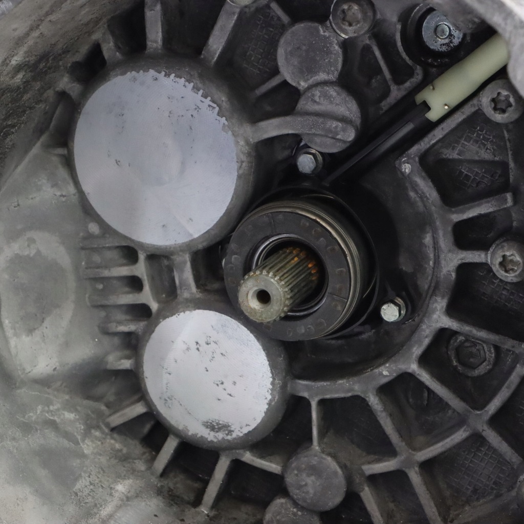 фото №13, Audi tt fv 8s 2.0 tdi cuna механическая коробка передач 6 ступенчатая pdt 02q300049p