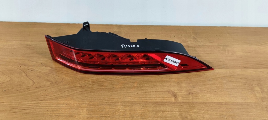 фото №1, Jaguar f-pace права лампа задня корпус корпус bdb