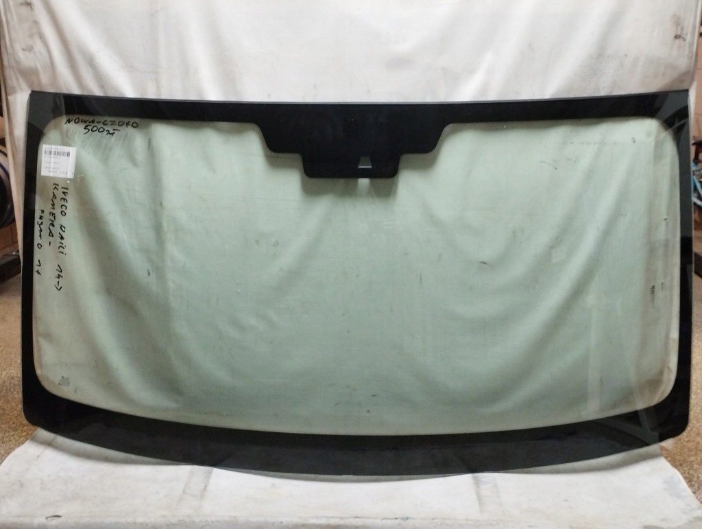 фото №1, Стекло передняя iveco daily 2014- камера