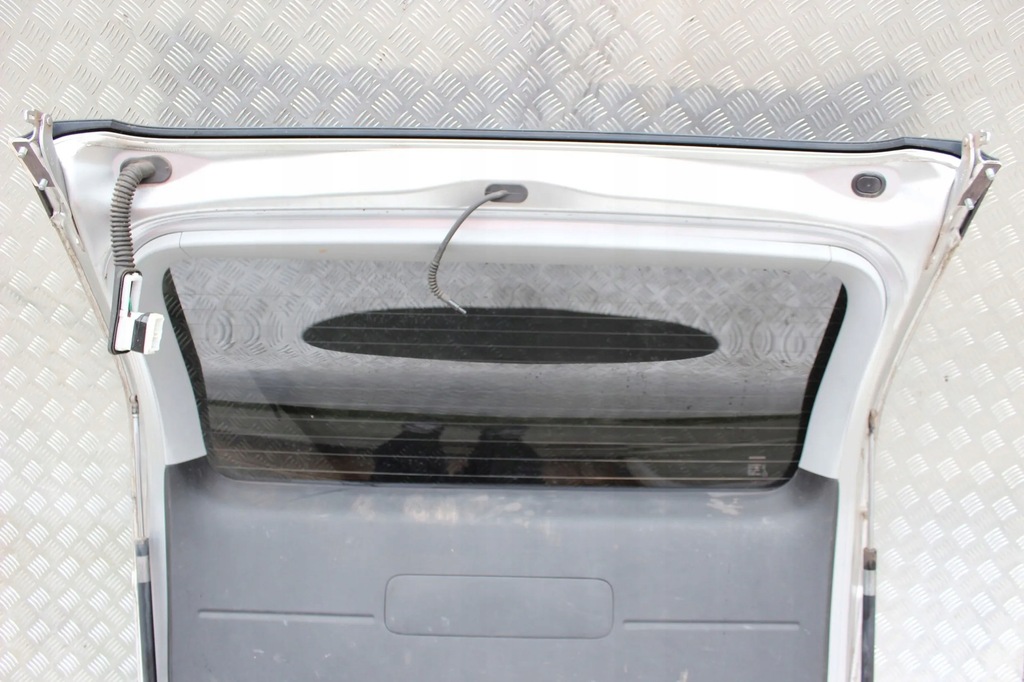 фото №8, Honda fr-v 05-09 lift 1,8 крышка багажника задняя kpl. nh700m