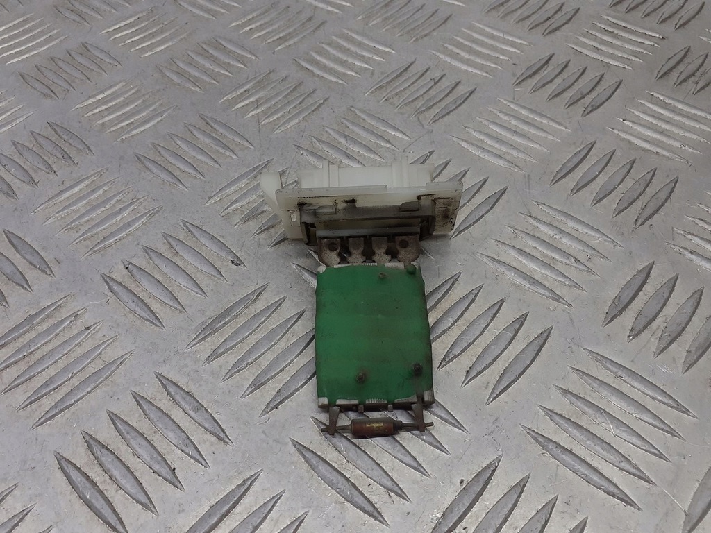 фото №1, Резистор резистор вентилятор dacia sandero 1.4 x