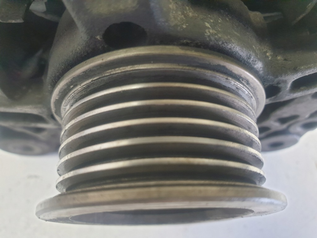 Vw golf v 1.6 fsi генератор 03c903023d 110a Киев