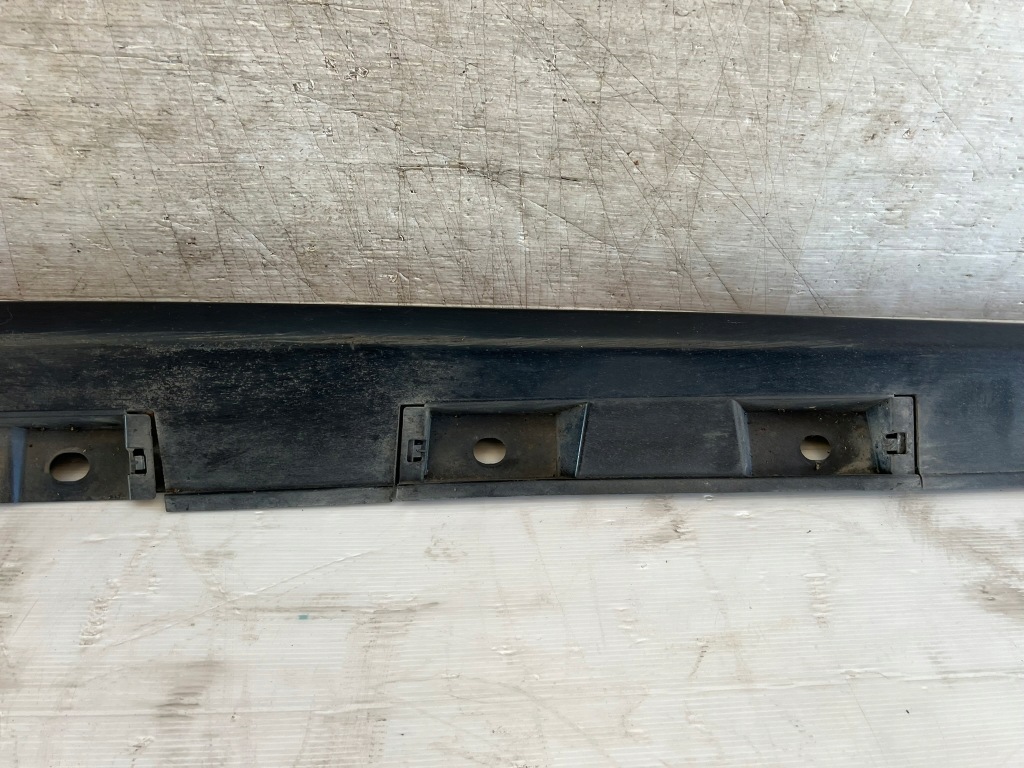 фото №7, Toyota avensis молдинг поріг права поріг правий 75851-05050