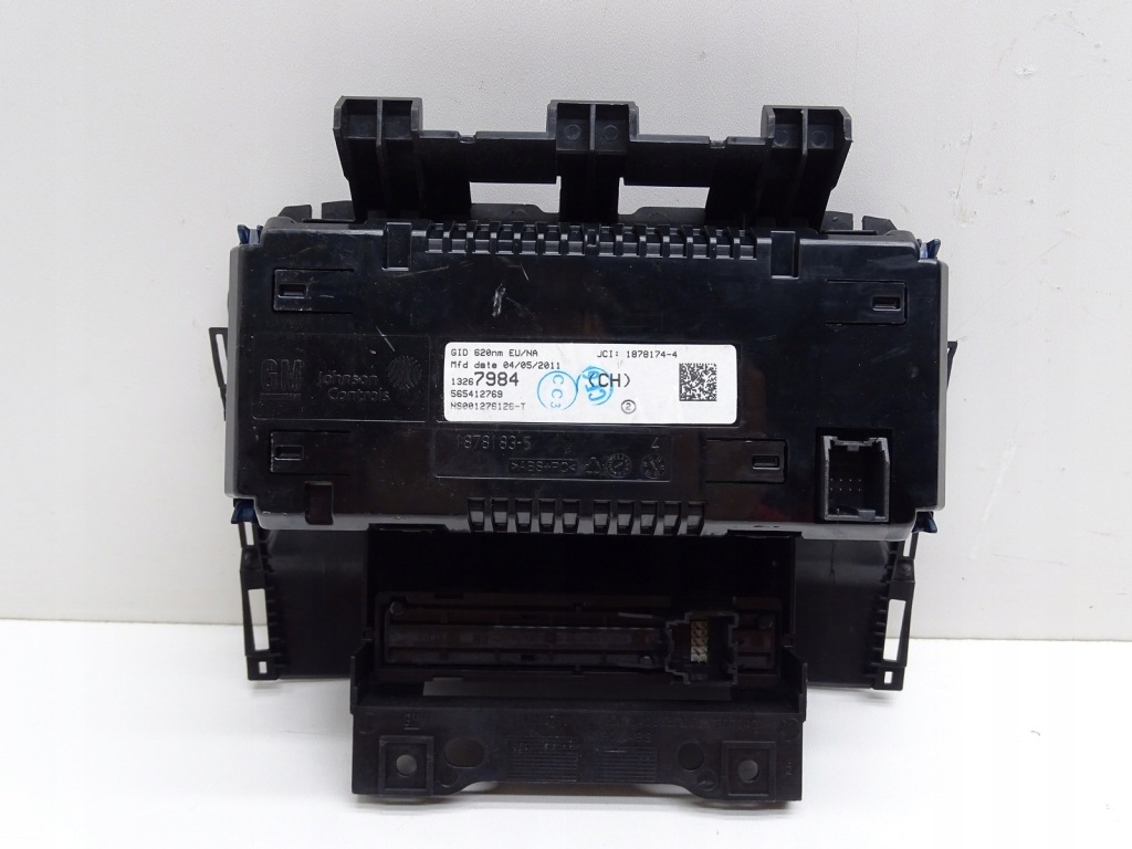 Дисплей экран часы панель переключатель 13267984 opel astra iv j с Разборки