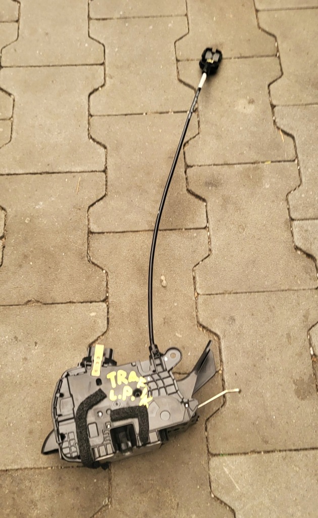 фото №1, Trafic iii vivaro замок дверь передних левых