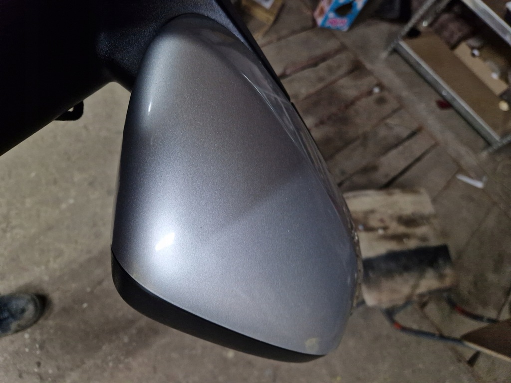 фото №10, Дзеркало праве 8pin volvo s40 ii v50 uk лак 426-26