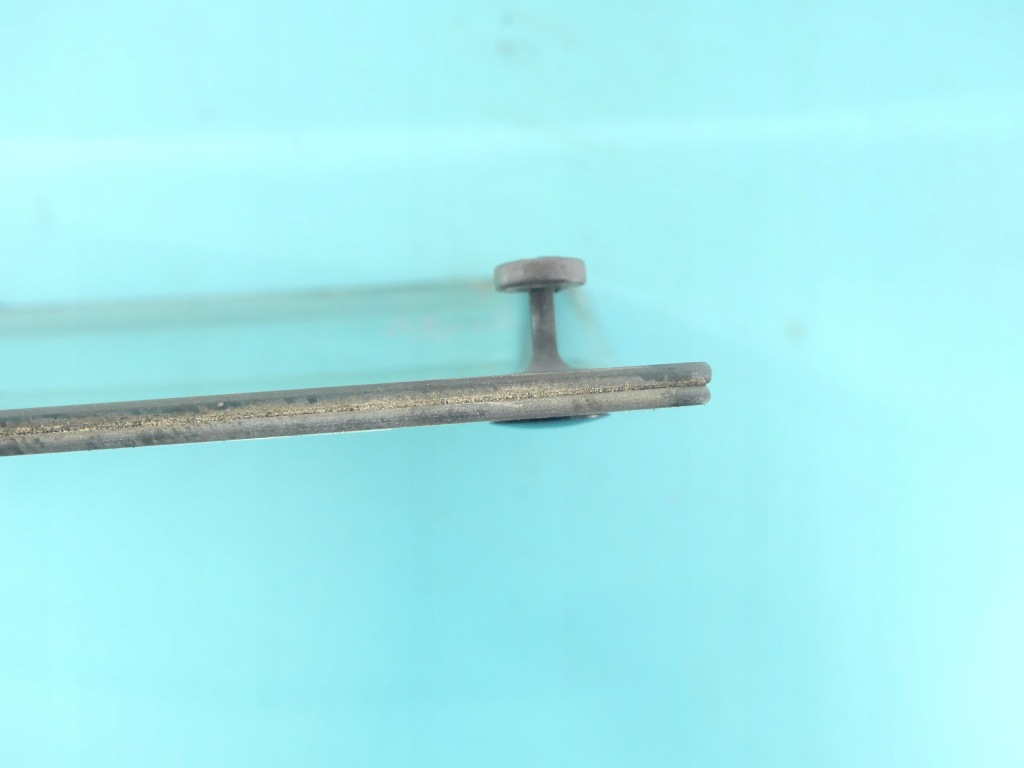 фото №3, Скло двері задня права audi a8 d2 подвійний