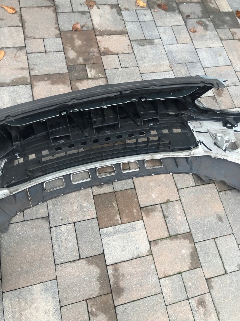 Ford kuga mk1 бампер перед Недорого