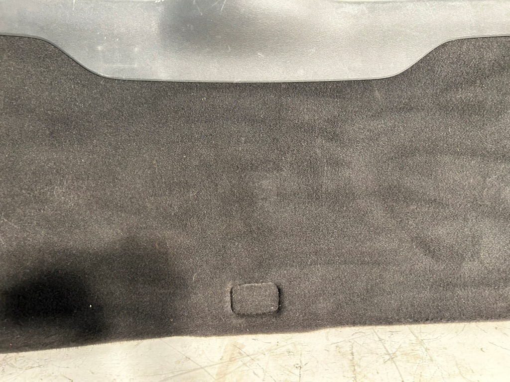 Avensis t27 універсал оббивка корпус кришки багажника чорна Київ