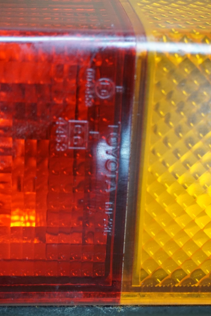 фото №10, Land cruiser lj70 лампа лівий задня w крила 89r