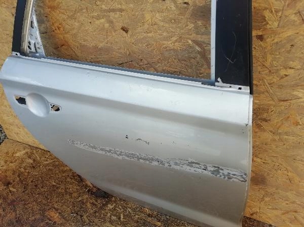 фото №7, Hyundai i30 kombi 17- дверь задние задняя