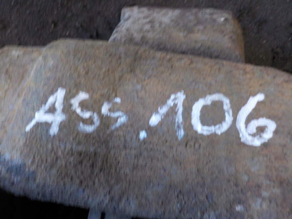 Суппорт тормозной правый задняя mercedes vario 814d, 4.2d 136km 1999r, 31320083 с Разборки