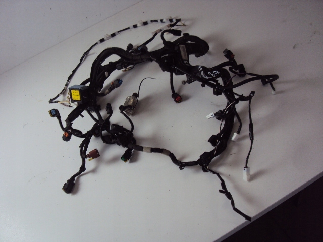 фото №1, Электропроводка двигателя citroen c4 aircross 1.6 hdi 12-