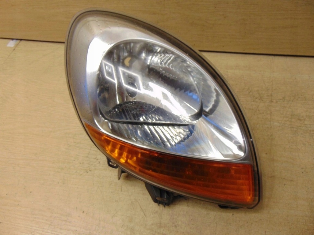фото №1, Лампа права перед renault kangoo lift 03- europa
